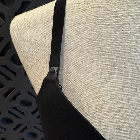 Kindred Bravely | Minimalist Maternity & Nursing Bra - Picture 4 of 11